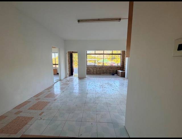 2 BEDROOM PROPERTY TO RENT IN RESERVOIR HILLS